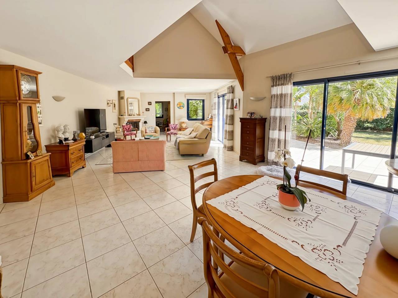 Bonita residencia ecuestre En venta Loira Atl&aacute;ntico