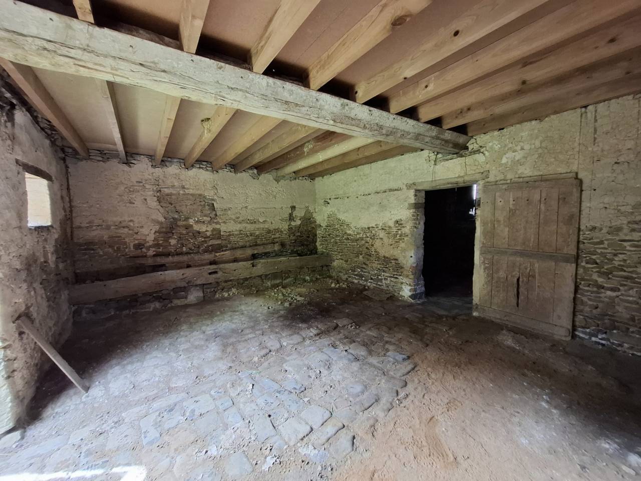 Cuadra de propietarios En venta Mayenne