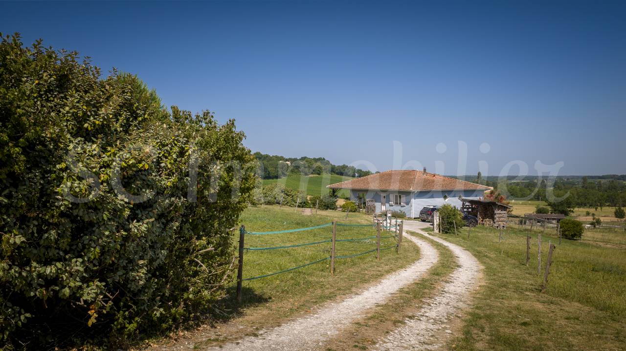 Propiedad ecuestre En venta Lot y Garona