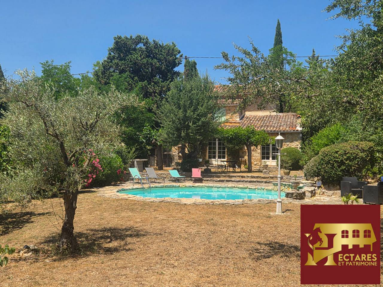 Albergue ecuestre En venta Var