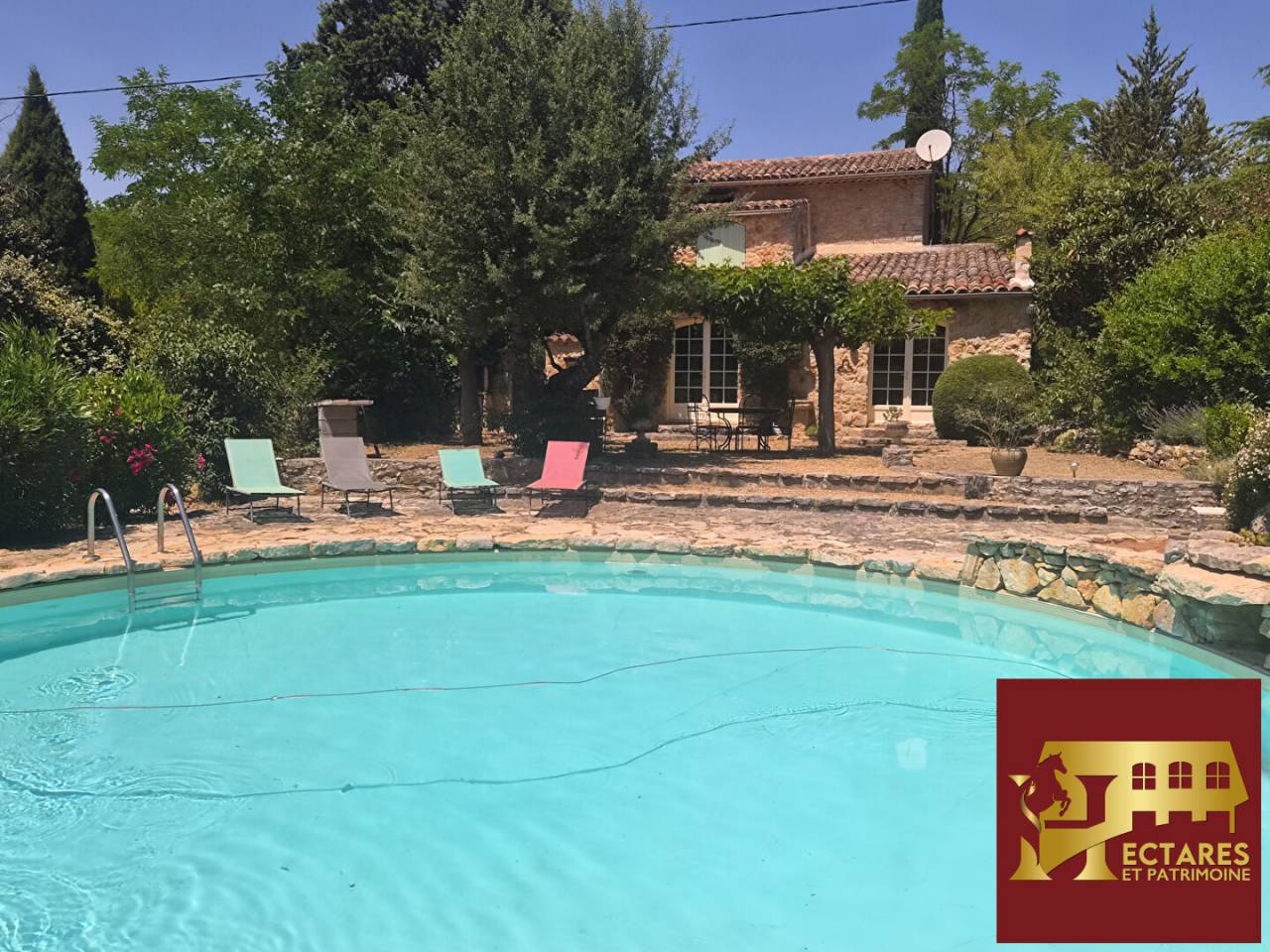 Albergue ecuestre En venta Var