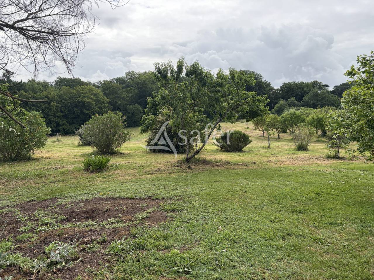 Explotaci&oacute;n agr&iacute;cola En venta Lot y Garona