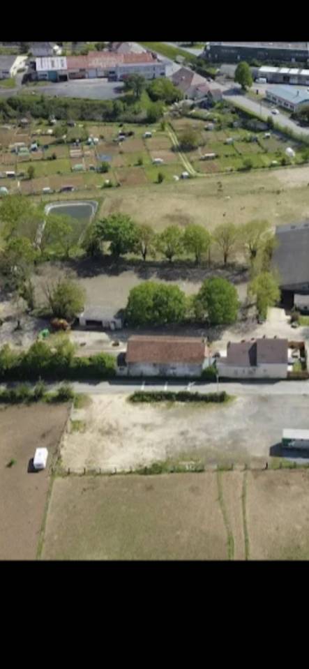 Cuadra de propietarios En venta Sarthe