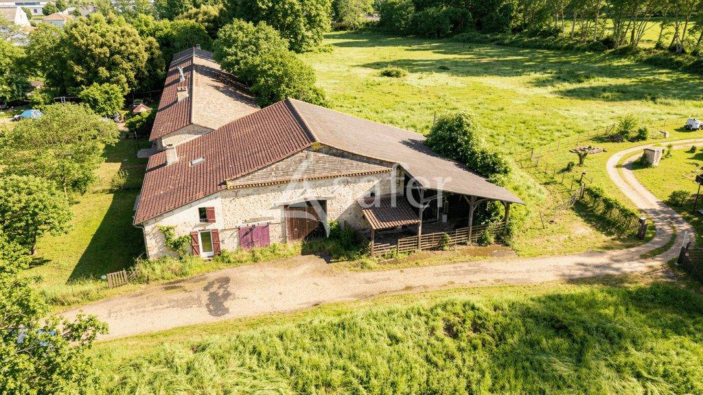 Explotaci&oacute;n agr&iacute;cola En venta Dordo&ntilde;a