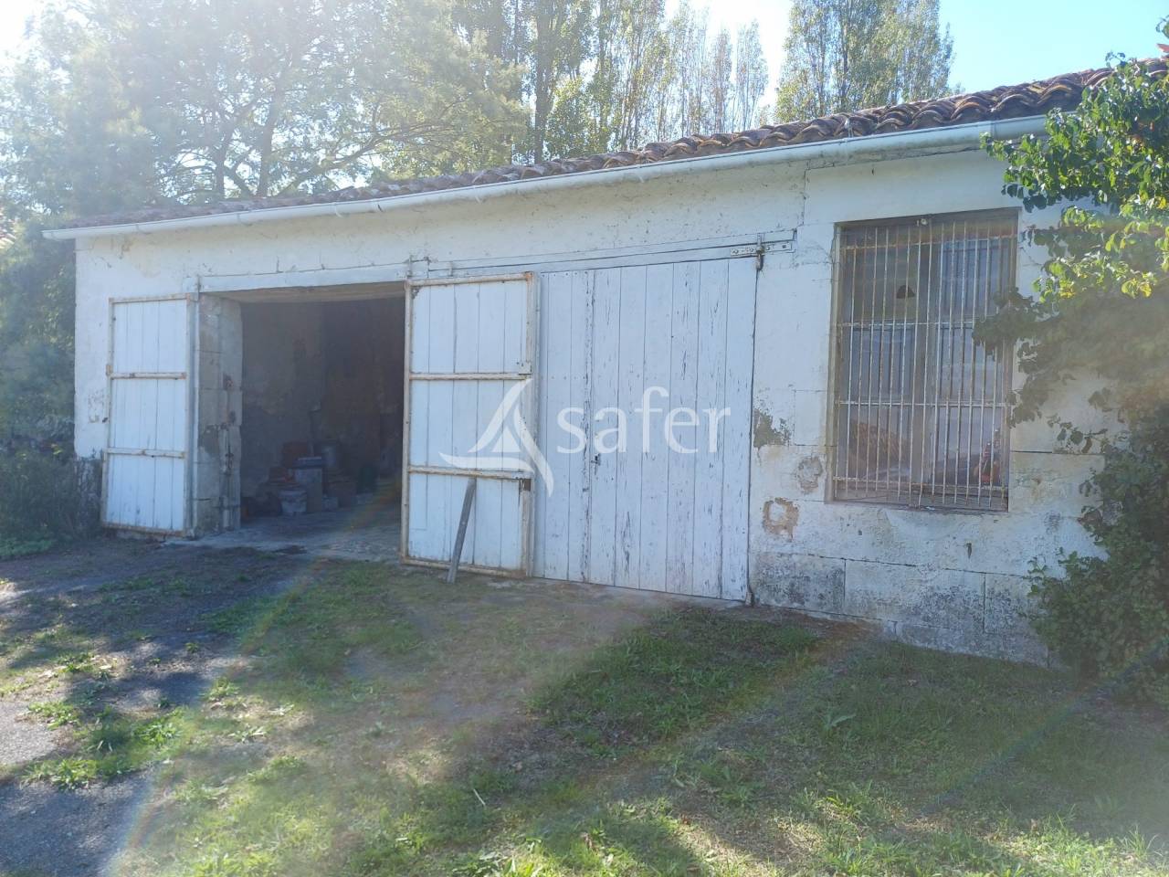 Explotaci&oacute;n agr&iacute;cola En venta Charente Mar&iacute;timo