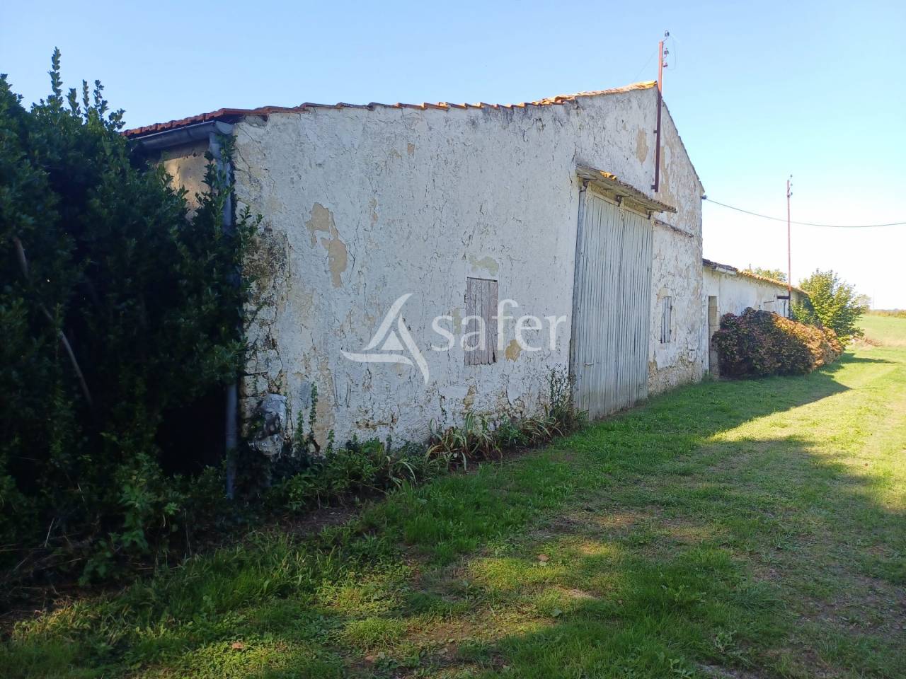 Explotaci&oacute;n agr&iacute;cola En venta Charente Mar&iacute;timo
