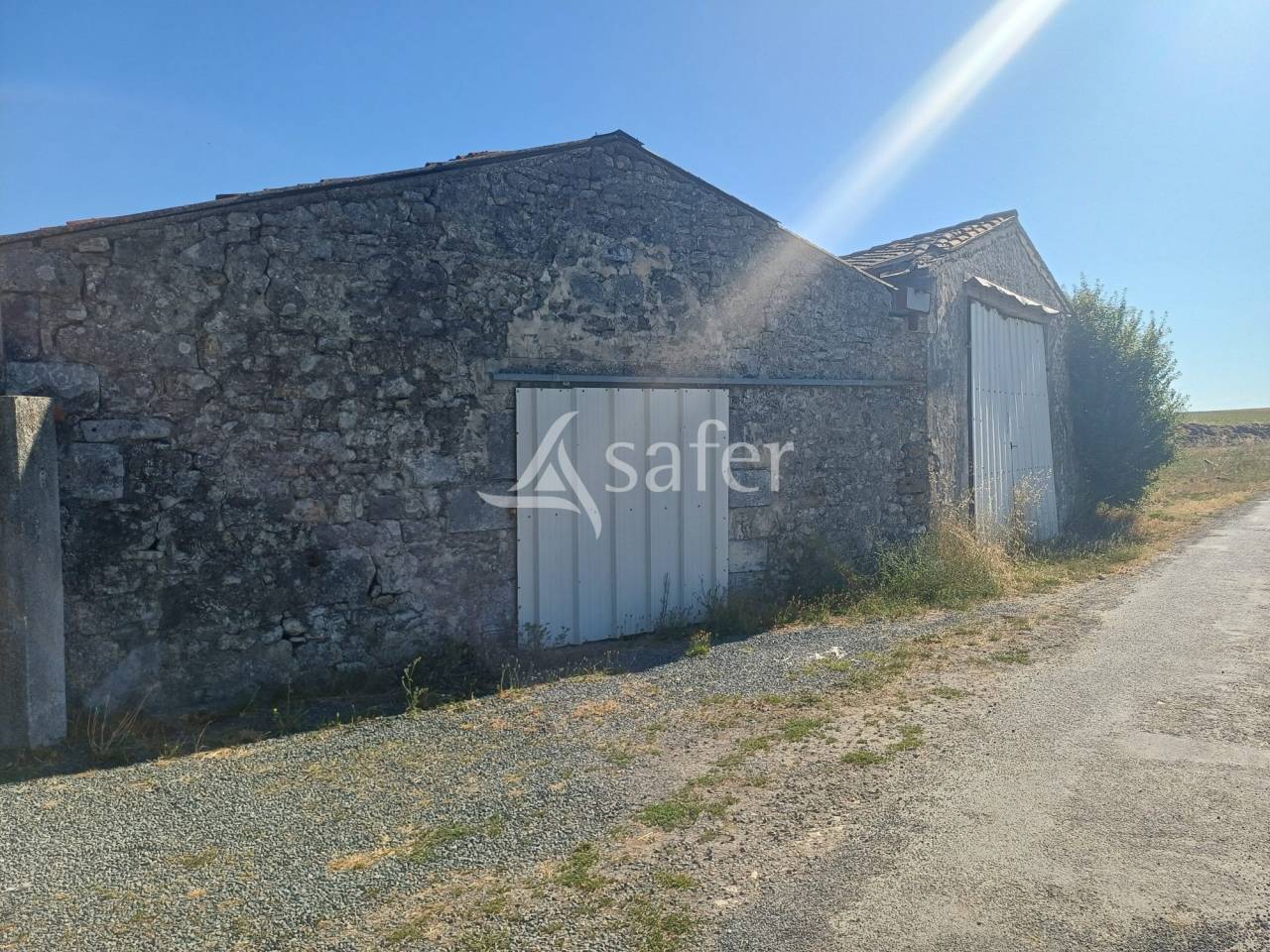 Explotaci&oacute;n agr&iacute;cola En venta Charente Mar&iacute;timo