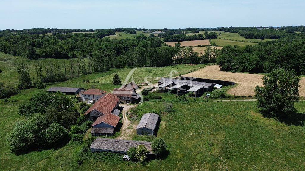 Explotaci&oacute;n ovina En venta Corr&egrave;ze