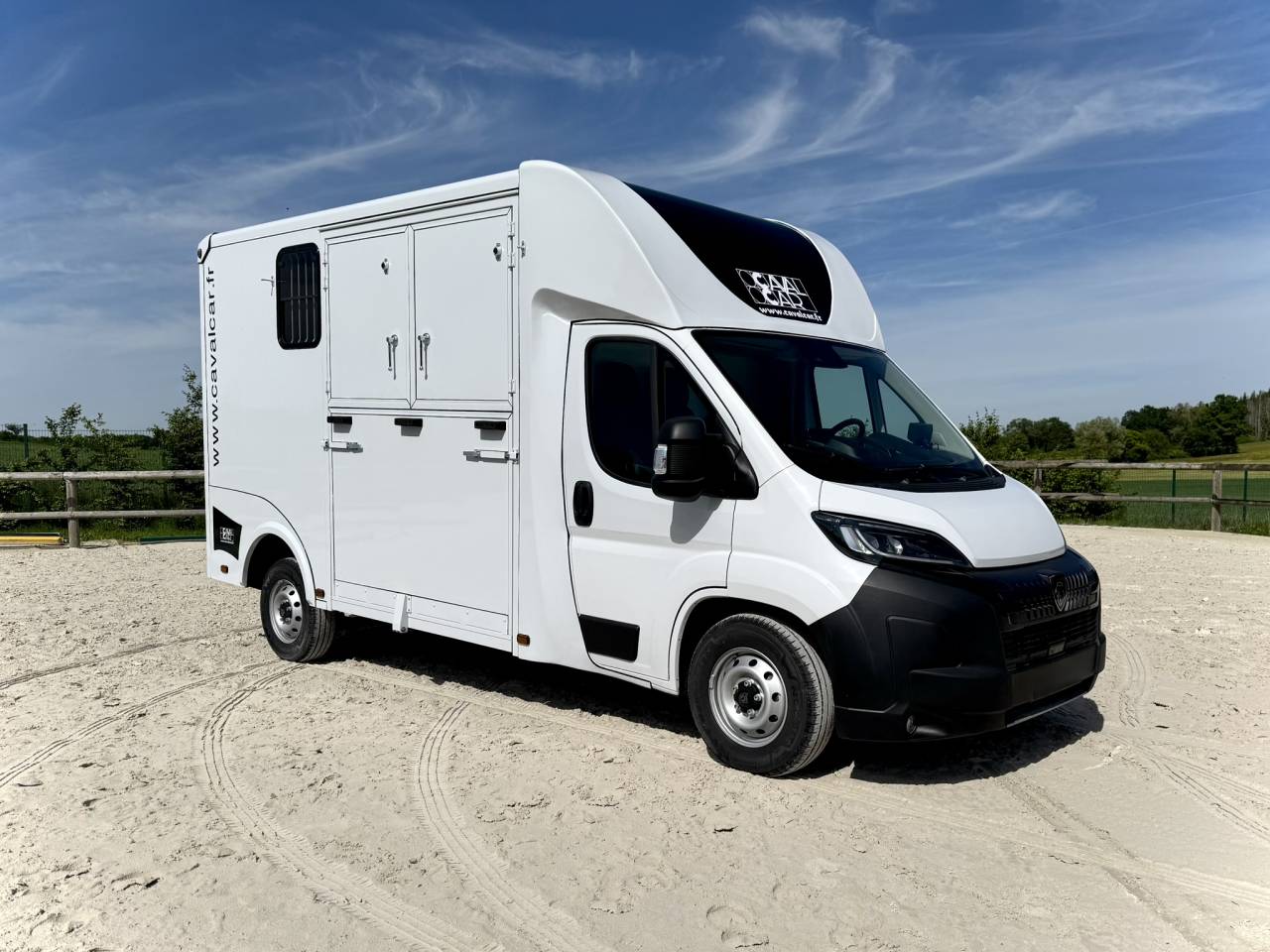 Furgoneta para caballos Cavalcar Stallium 3 2025 Nuevo