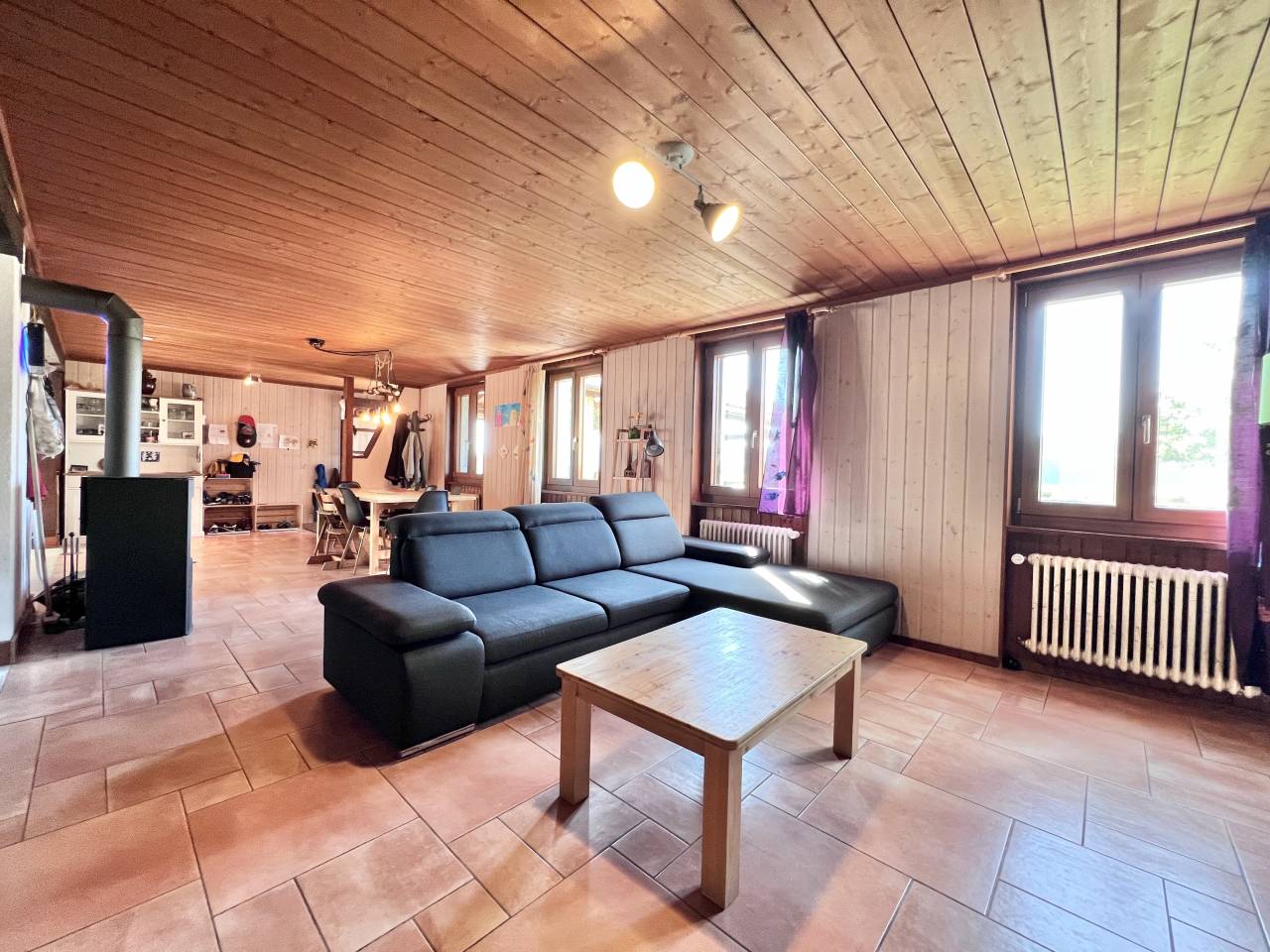 Granja ecuestre En venta Neuch&acirc;tel