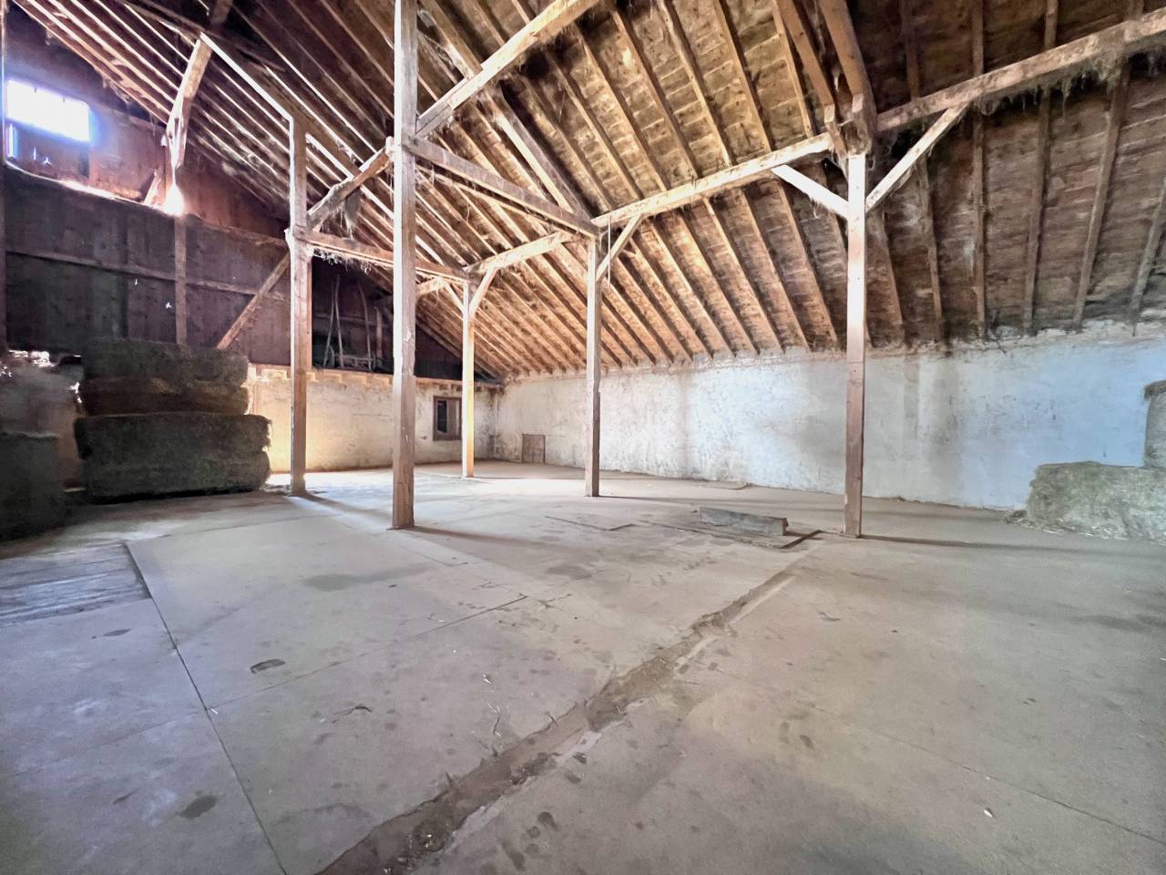 Granja ecuestre En venta Neuch&acirc;tel