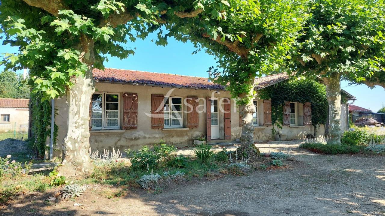 Explotaci&oacute;n agr&iacute;cola En venta Charente Mar&iacute;timo