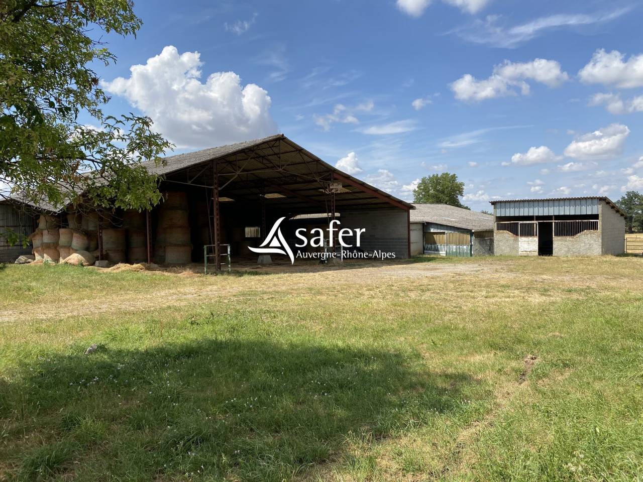 Explotaci&oacute;n agr&iacute;cola En venta Allier
