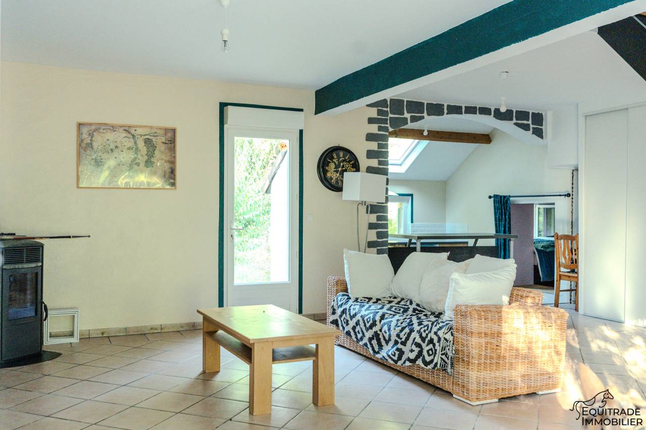 Bonita residencia ecuestre En venta Sarthe