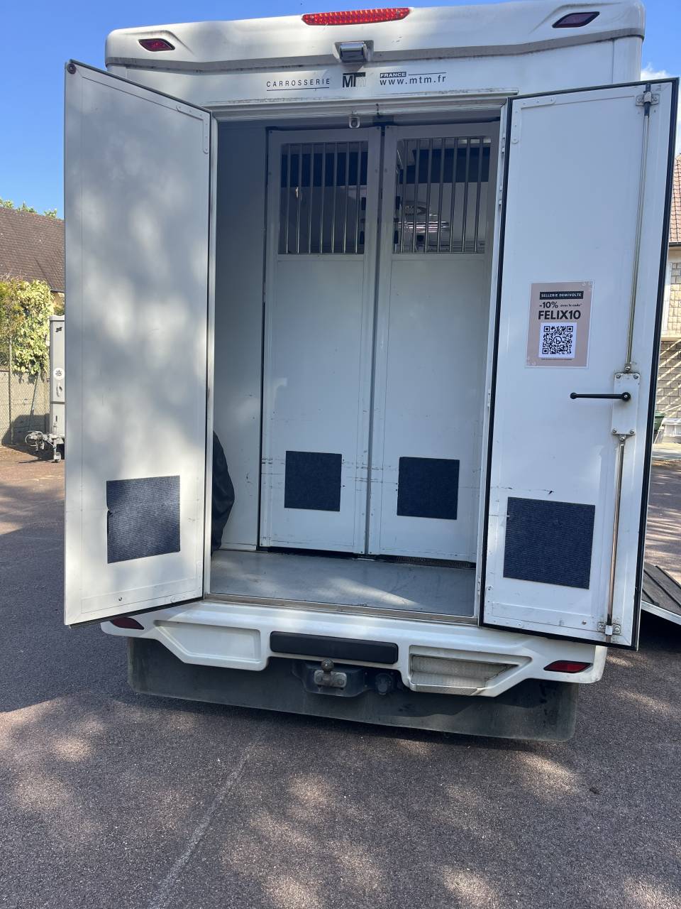 Van caballos Renault master renault mtm 2 Caballos 2021 De segunda mano