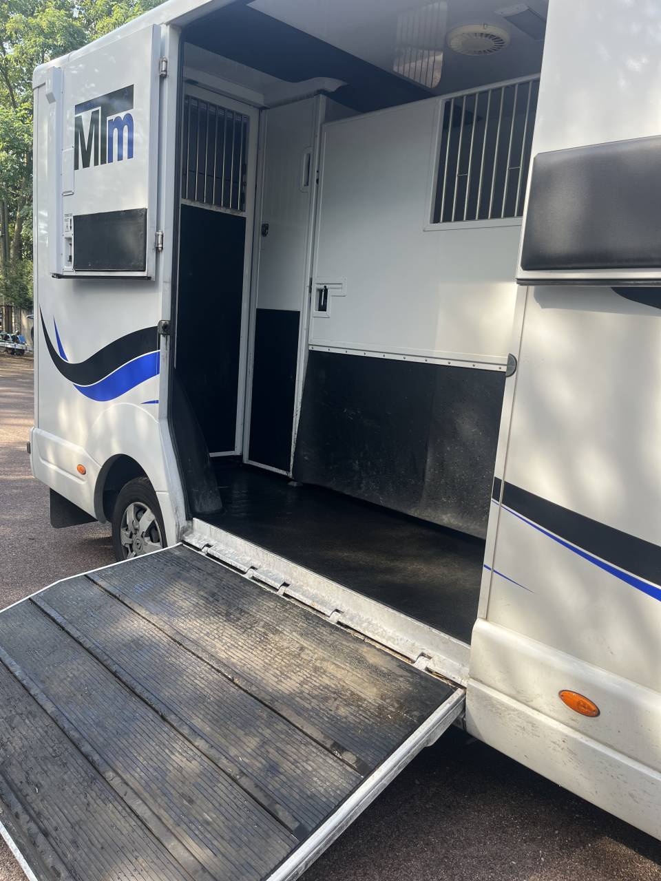 Van caballos Renault master renault mtm 2 Caballos 2021 De segunda mano