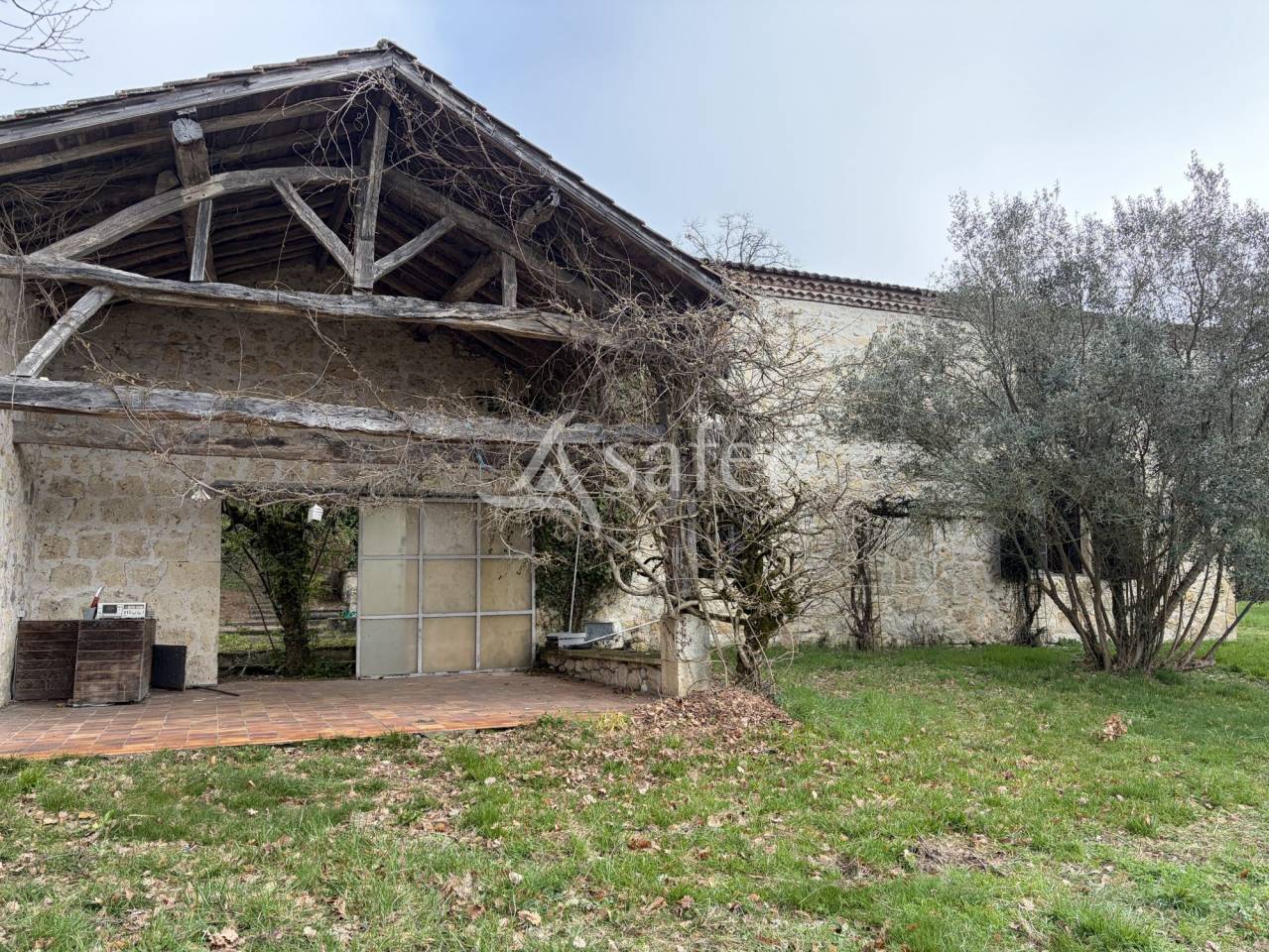 Explotaci&oacute;n agr&iacute;cola En venta Lot y Garona
