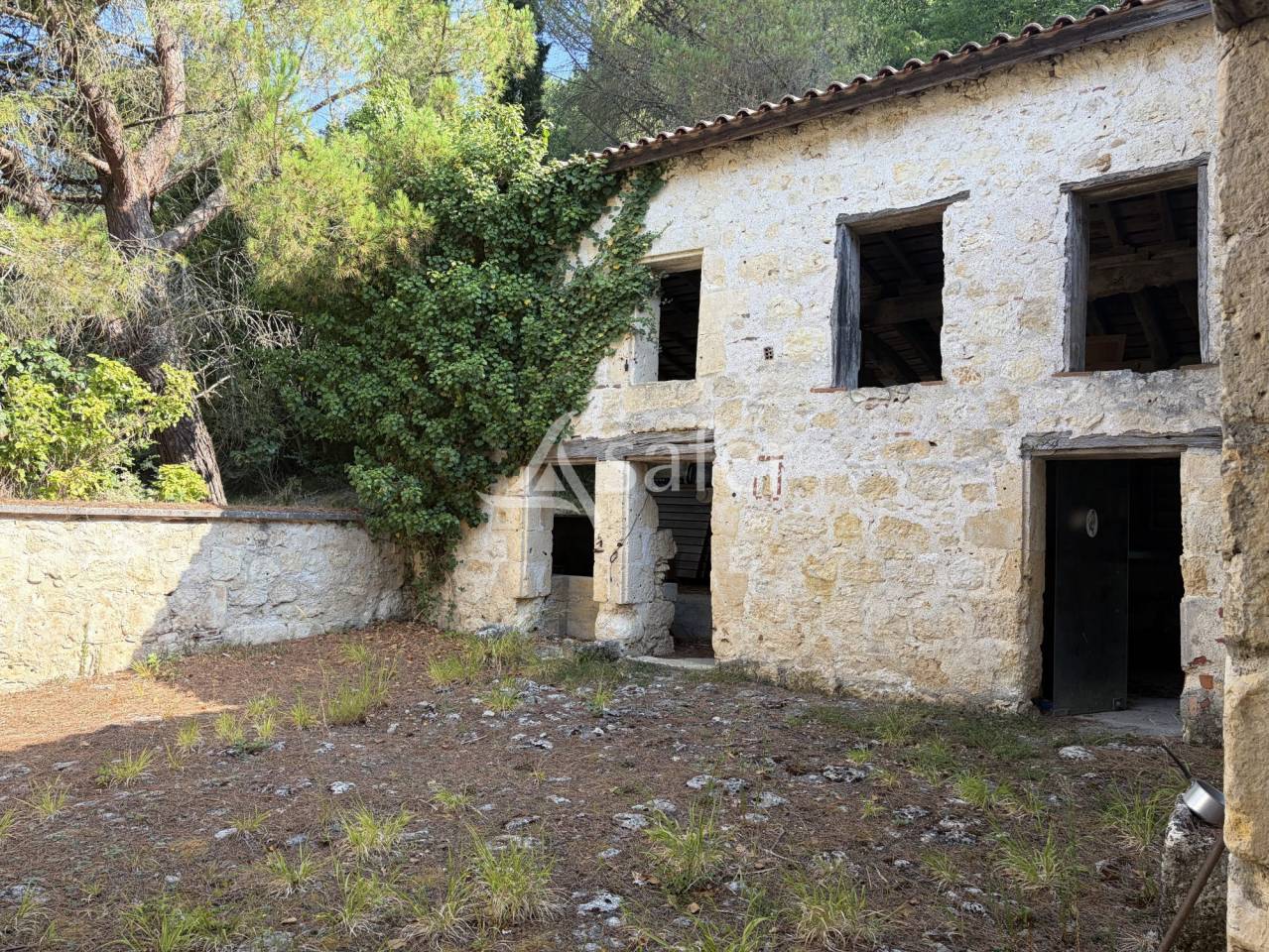 Explotaci&oacute;n agr&iacute;cola En venta Lot y Garona