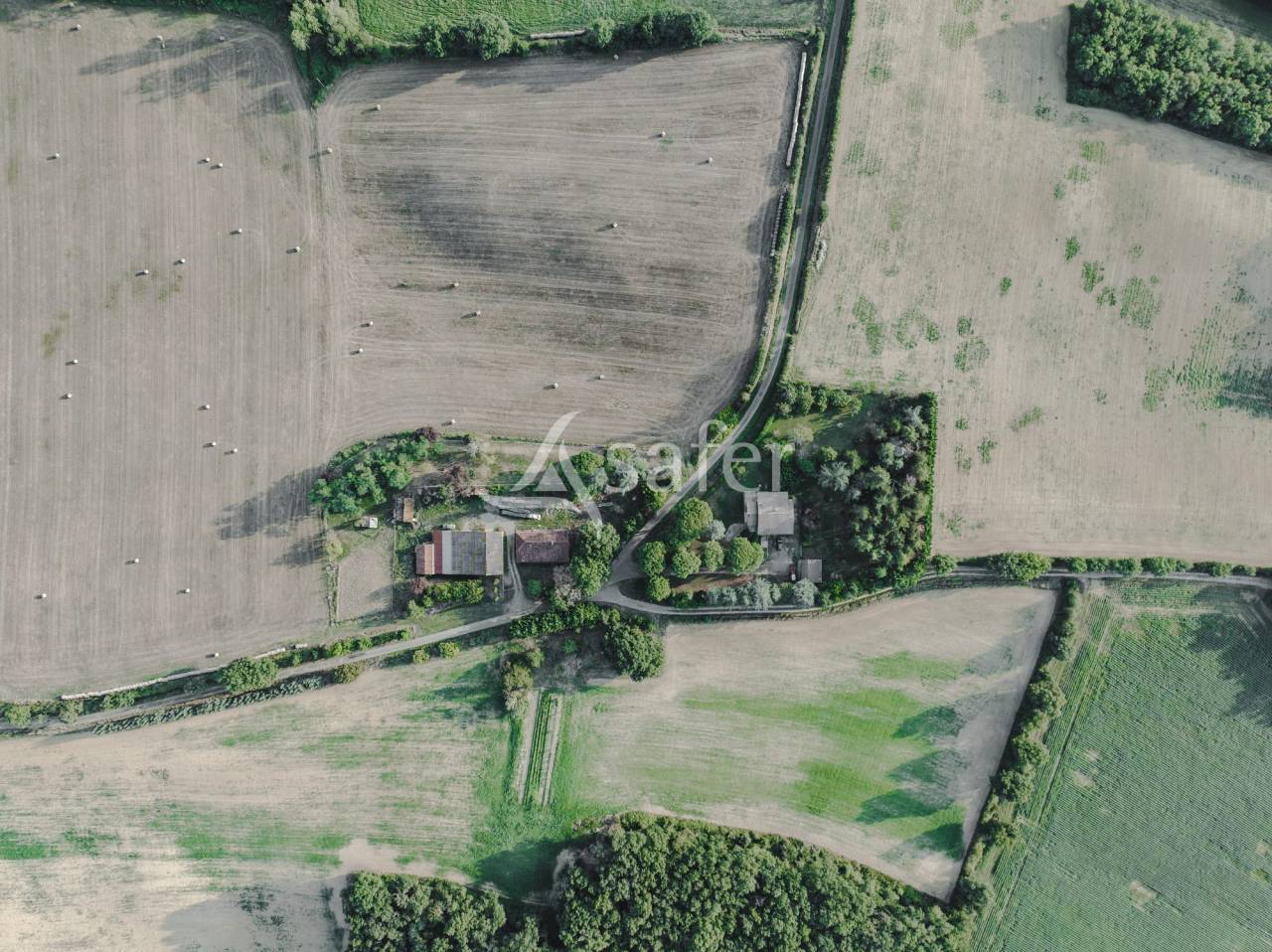 Explotaci&oacute;n agr&iacute;cola En venta Gers