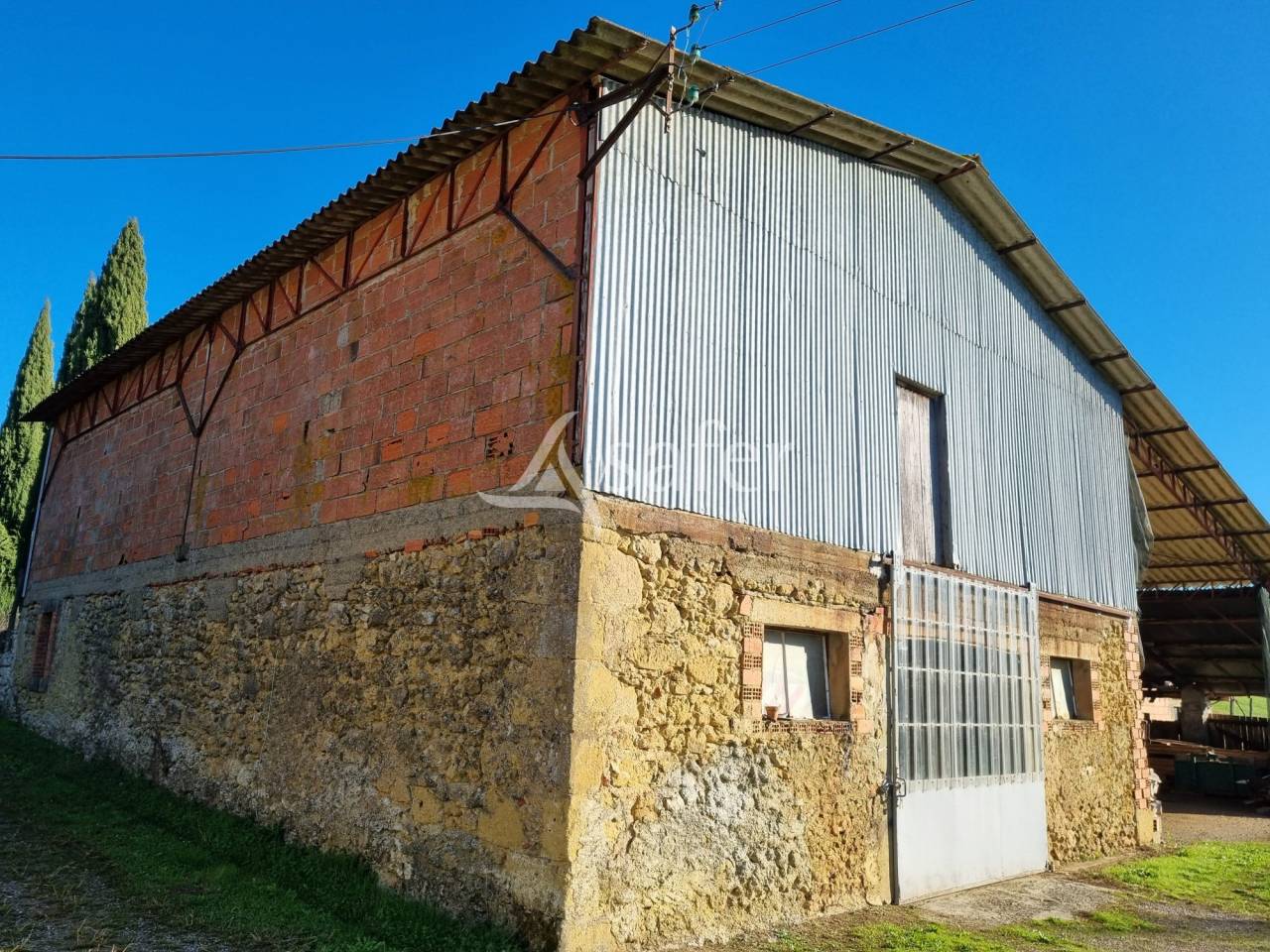 Explotaci&oacute;n agr&iacute;cola En venta Gers