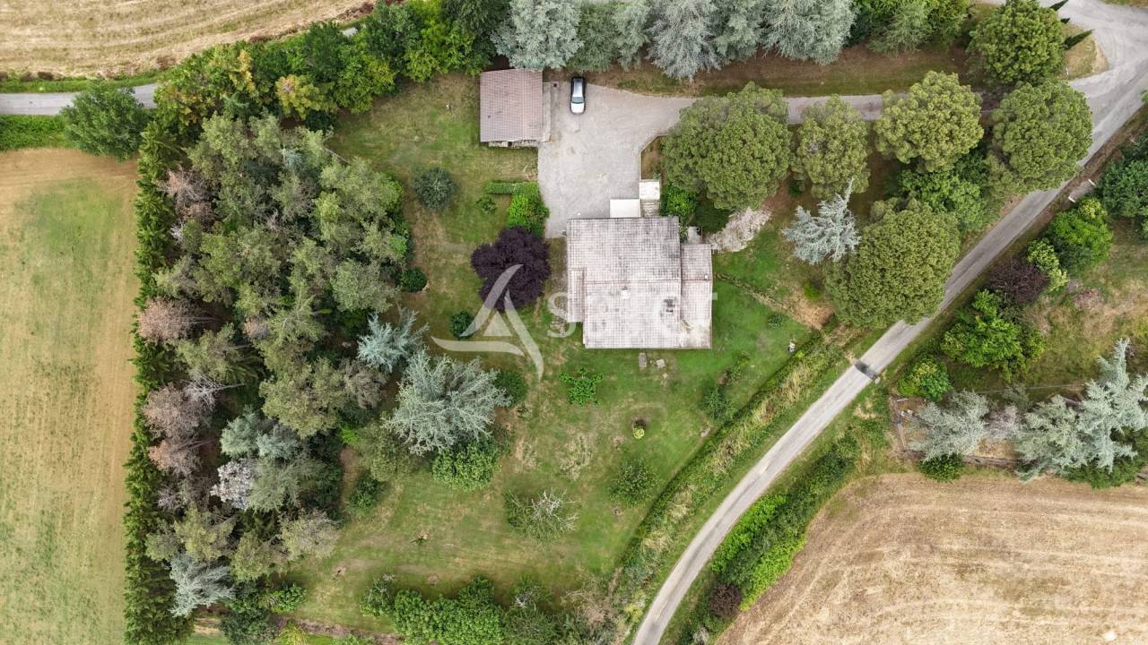 Explotaci&oacute;n agr&iacute;cola En venta Gers