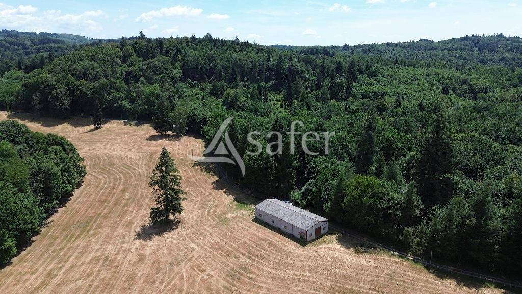 Explotaci&oacute;n agr&iacute;cola En venta Corr&egrave;ze