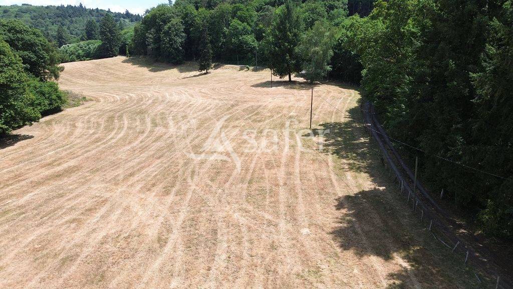Explotaci&oacute;n agr&iacute;cola En venta Corr&egrave;ze