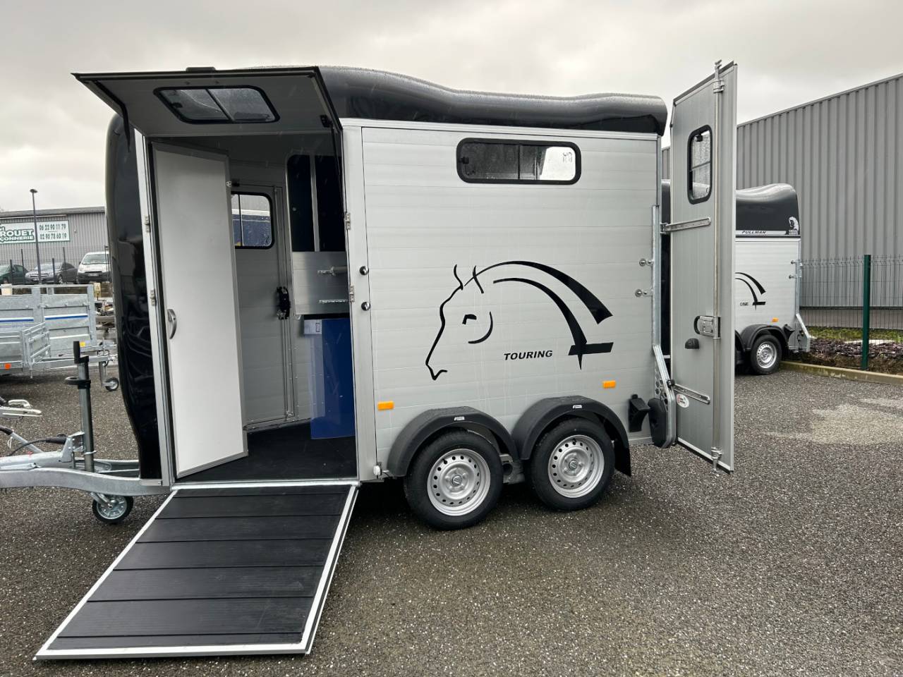 Van caballos Cheval Libert&eacute; Touring country 2 Caballos 2026 Nuevo