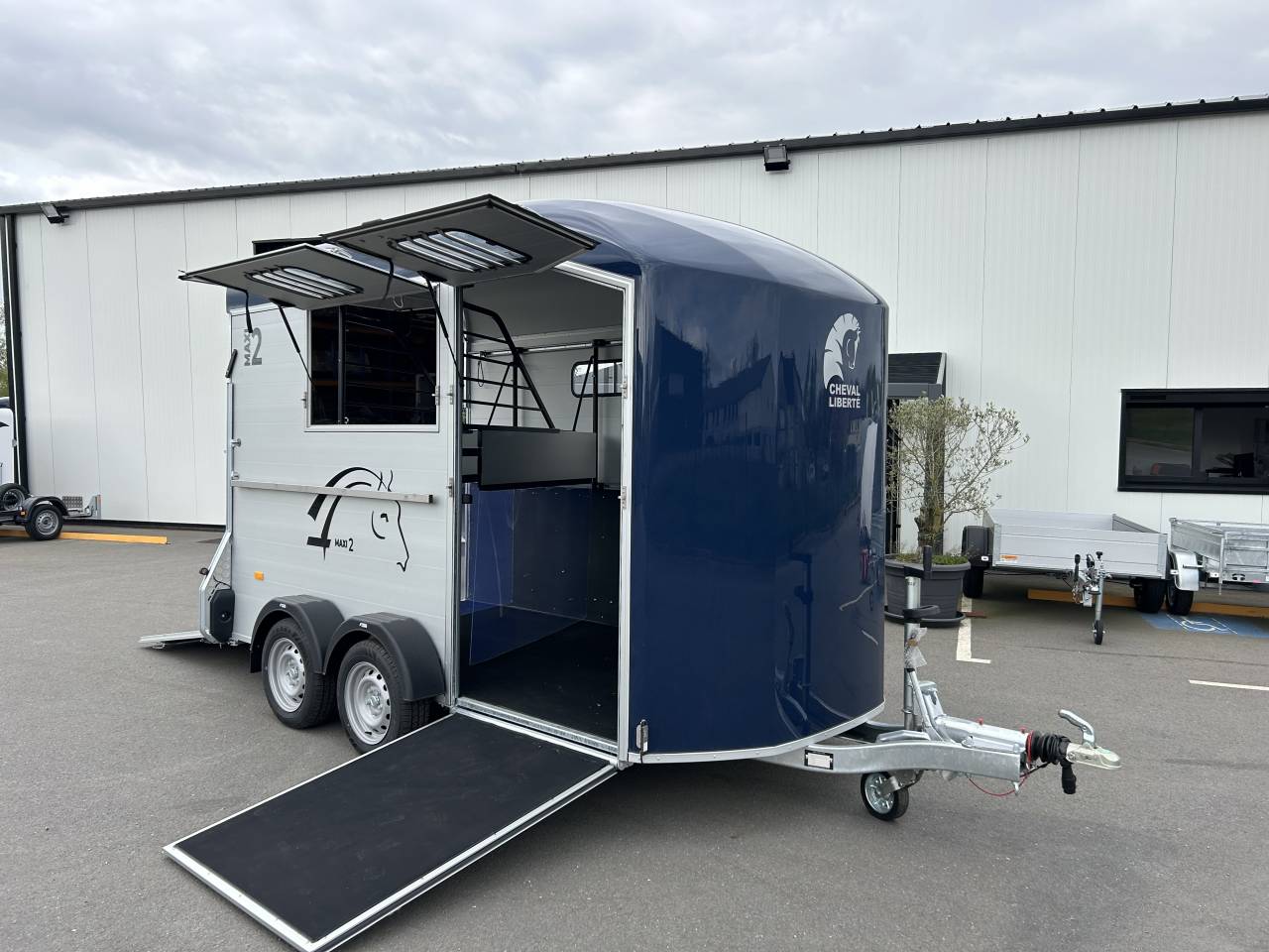 Van caballos Cheval Libert&eacute; Maxi 2 2 Caballos 2026 Nuevo