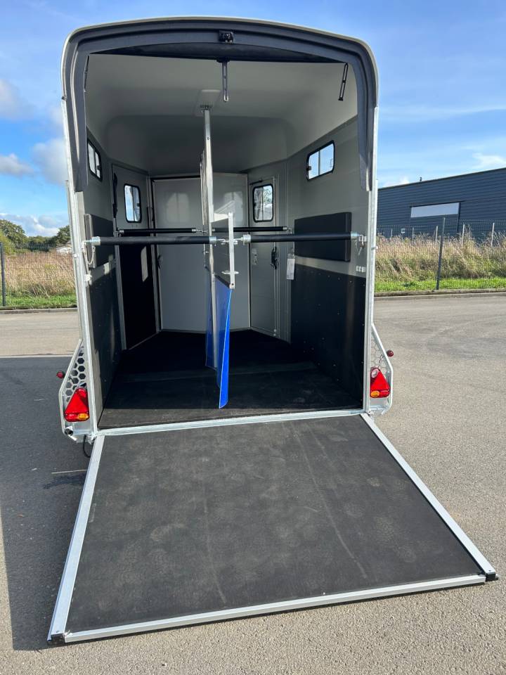 Van caballos Cheval Libert&eacute; Touring xl 2 Caballos 2026 Nuevo