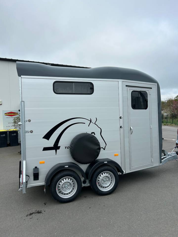 Van caballos Cheval Libert&eacute; Touring One 1,5 Caballos 2026 Nuevo