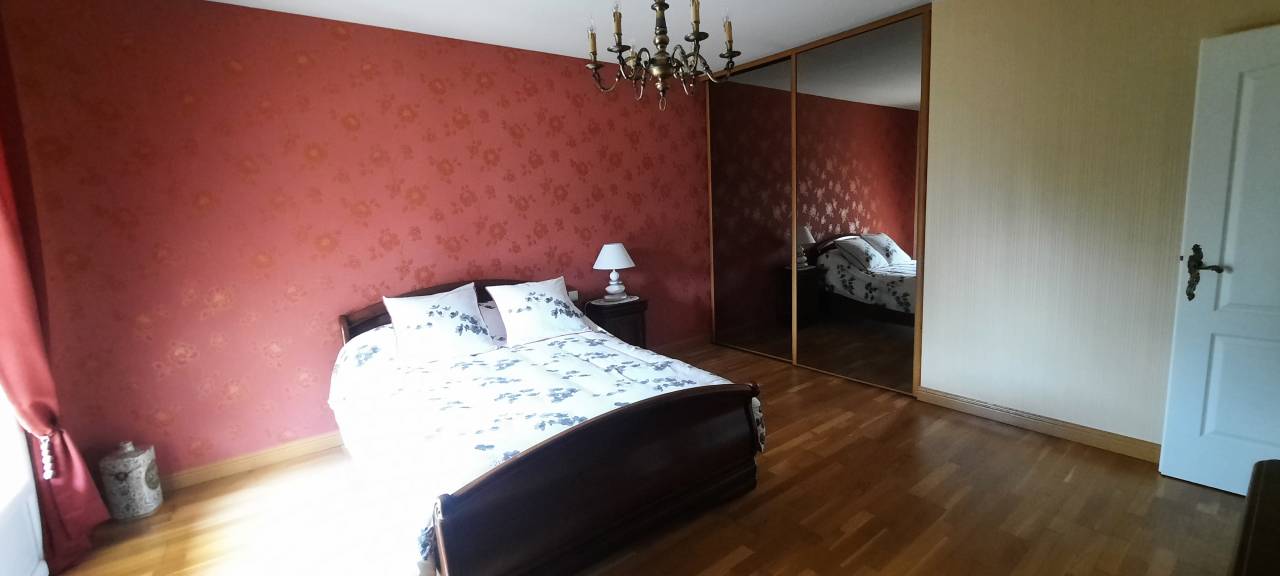 Bonita residencia ecuestre En venta Charente Mar&iacute;timo