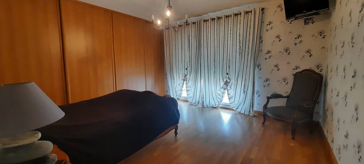 Bonita residencia ecuestre En venta Charente Mar&iacute;timo