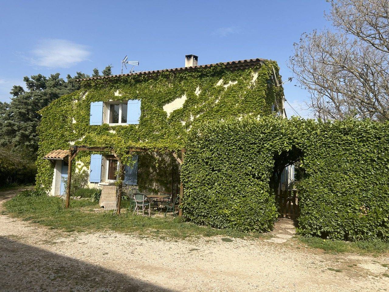 Albergue ecuestre En venta Bocas del R&oacute;dano