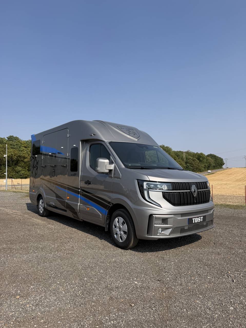 Furgoneta para caballos Barbot LS5 Renault master  2026 Nuevo