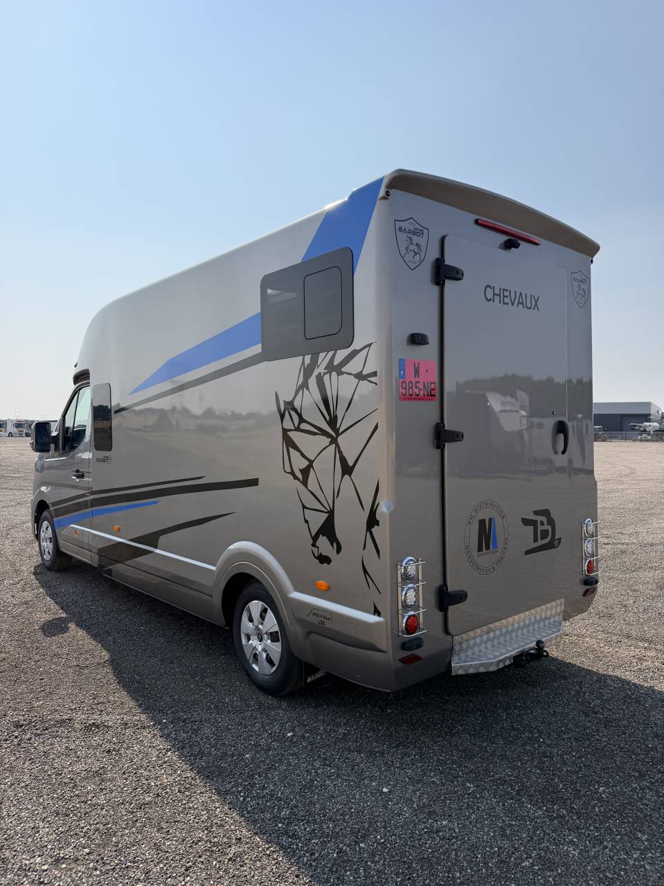 Furgoneta para caballos Barbot LS5 Renault master  2026 Nuevo