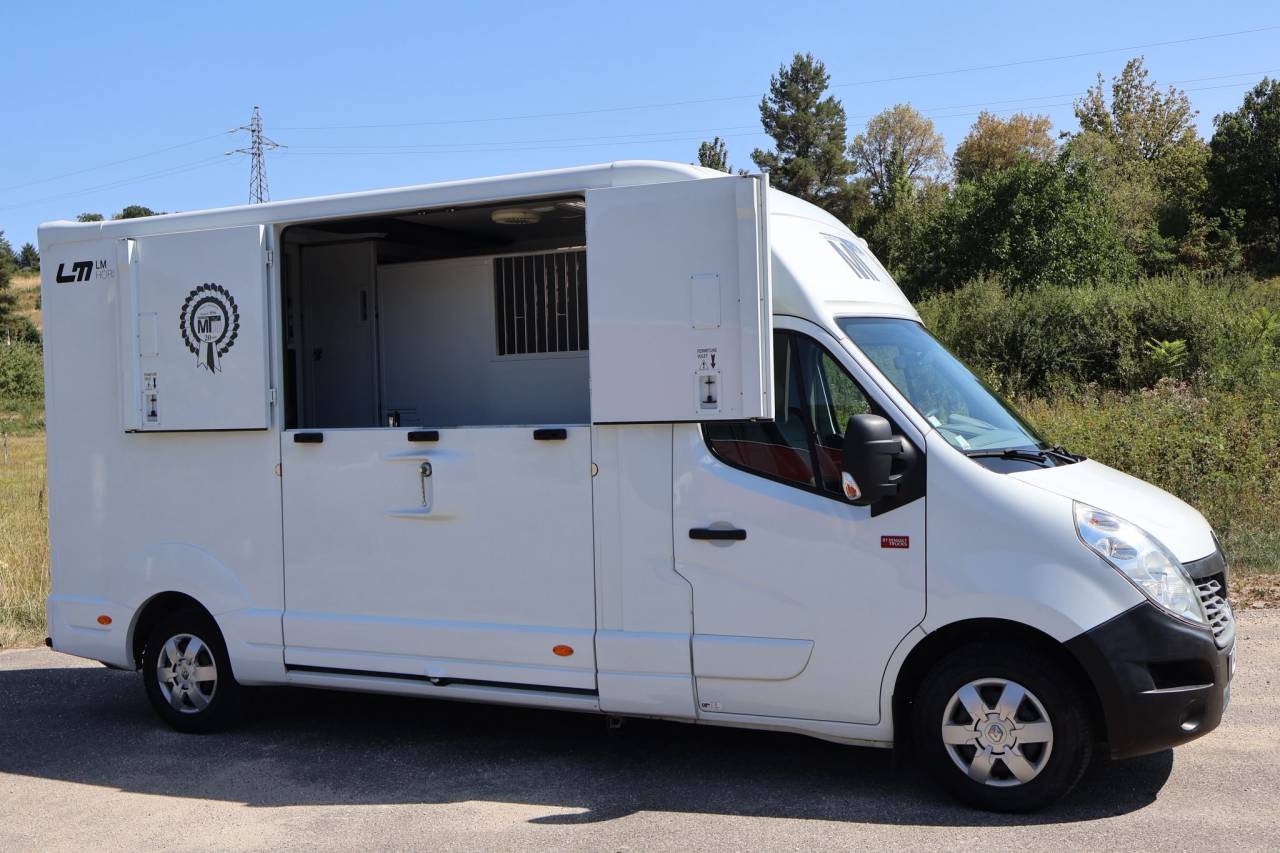 Furgoneta para caballos MTM MTM 2016 De segunda mano
