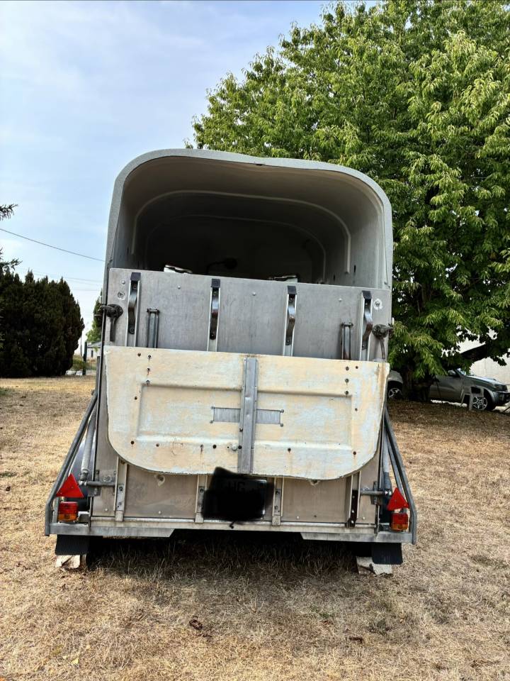 Van caballos ABL  2 Caballos 1986 De segunda mano