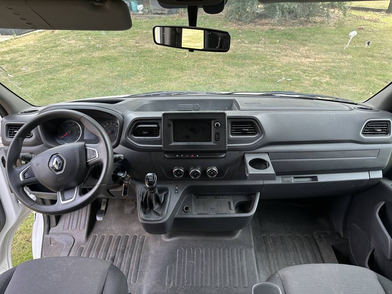 Furgoneta para caballos Renault Master  2020 De segunda mano