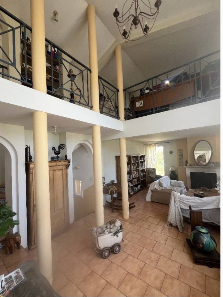 Bonita residencia ecuestre En venta Aude