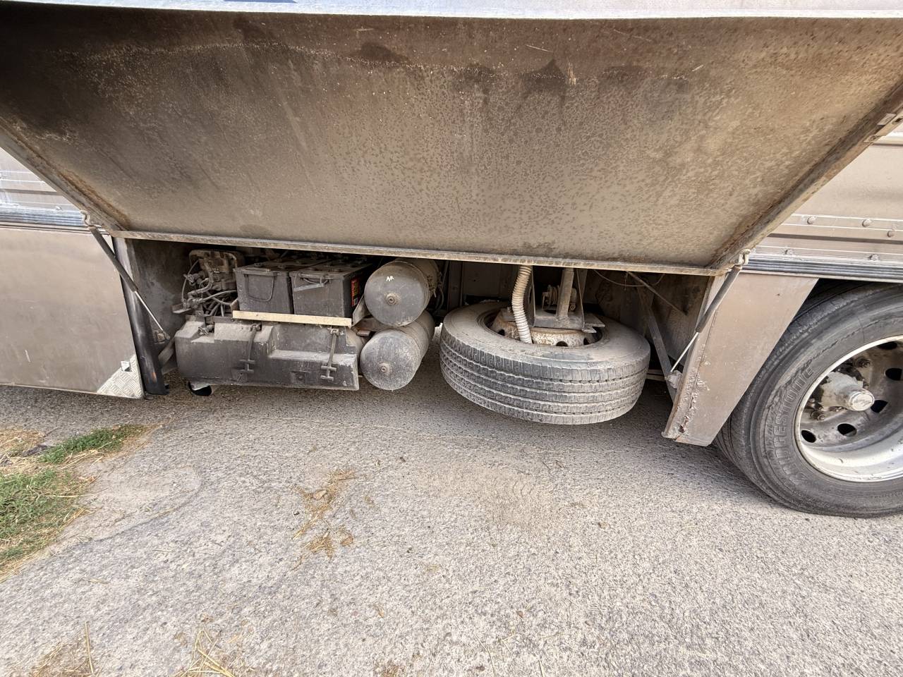 Cami&oacute;n para caballos Scania S&eacute;rie 3 113 M 1991 De segunda mano