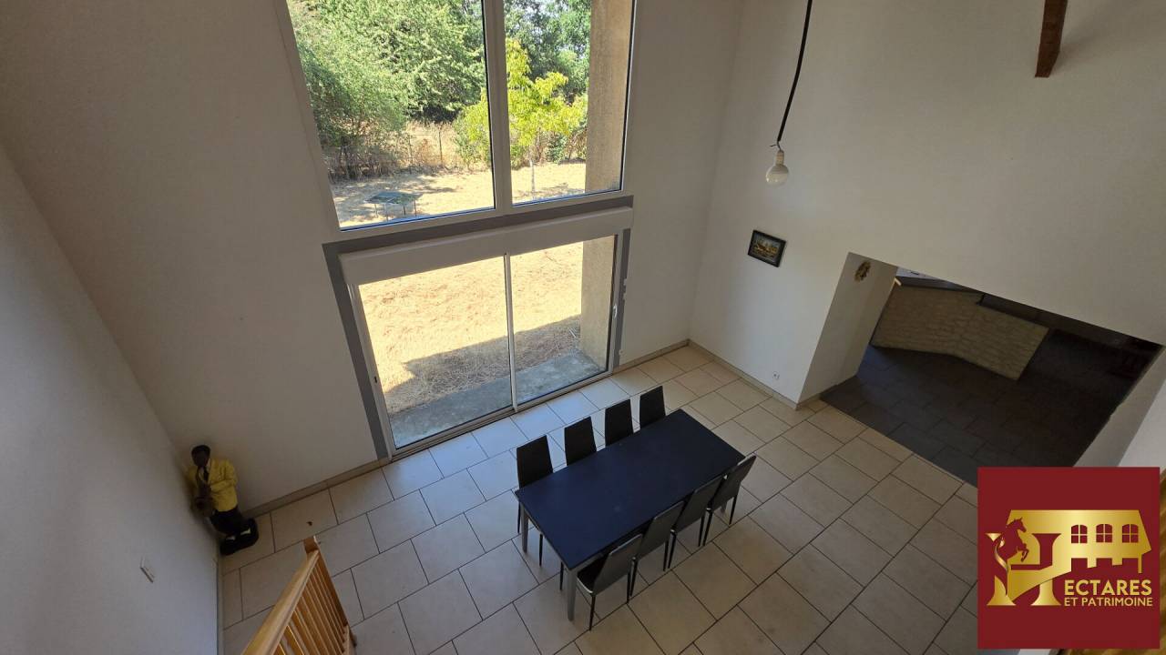 Propiedad ecuestre En venta Vend&eacute;e