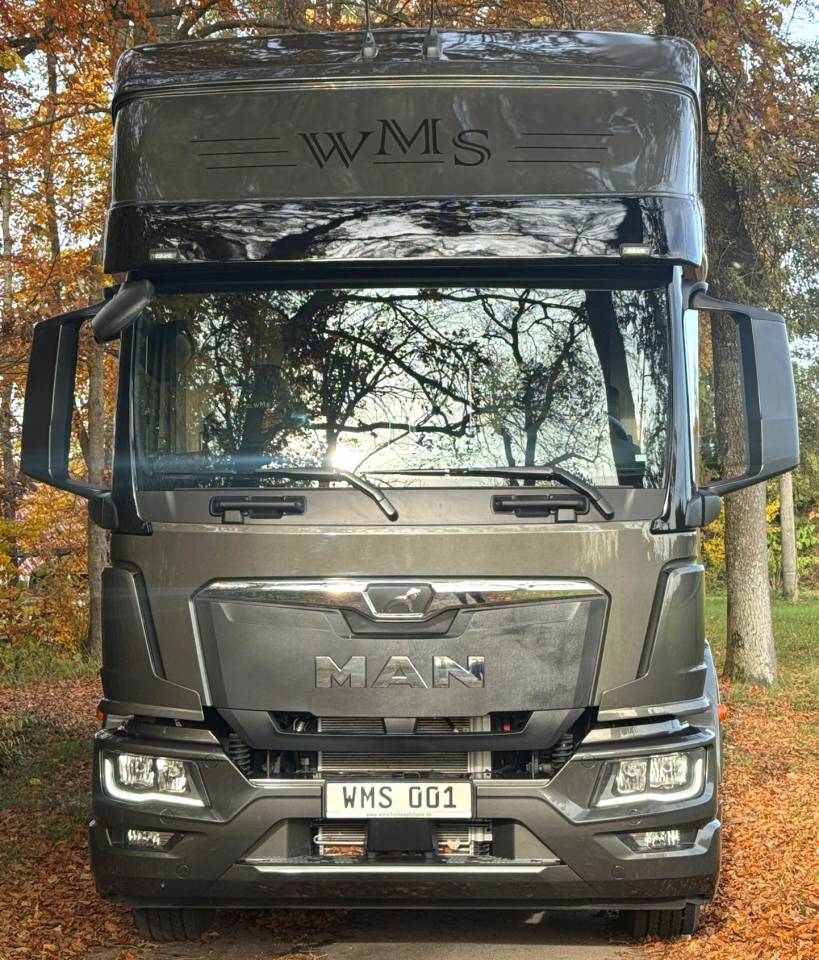 Cami&oacute;n para caballos Man MAN TGM 15.290 WMS POP OUT 2026 Nuevo