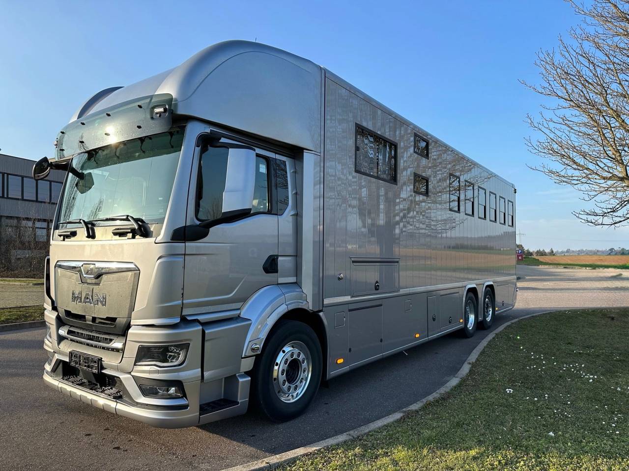 Cami&oacute;n para caballos HTI MAN TGS 26.470 HTI PROFESSIONAL 8 2026 Nuevo