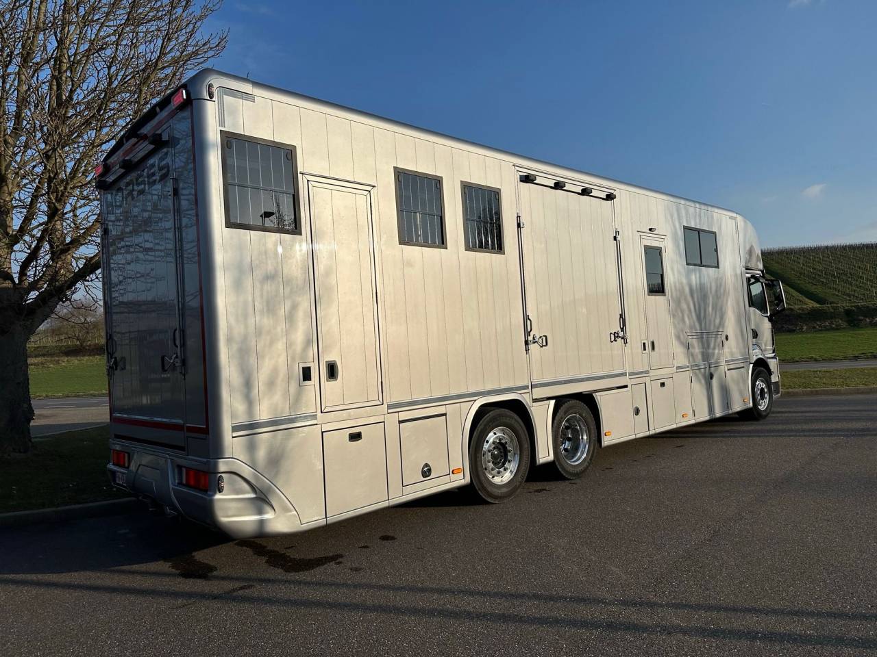 Cami&oacute;n para caballos HTI MAN TGS 26.470 HTI PROFESSIONAL 8 2026 Nuevo
