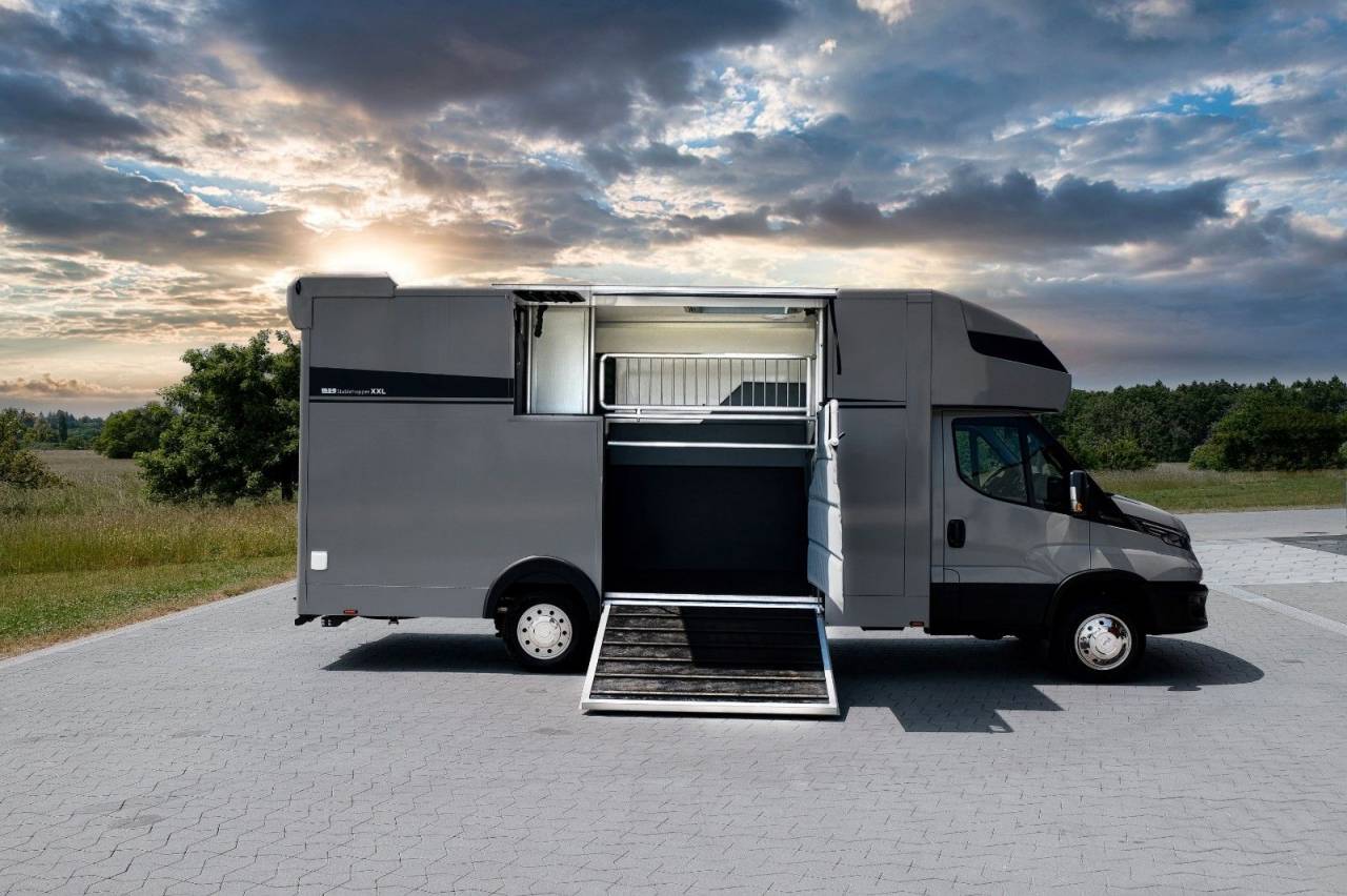 Cami&oacute;n para caballos Iveco IVECO DAILY 50.210 MSG STABLEHOPPER XXL 2026 Nuevo