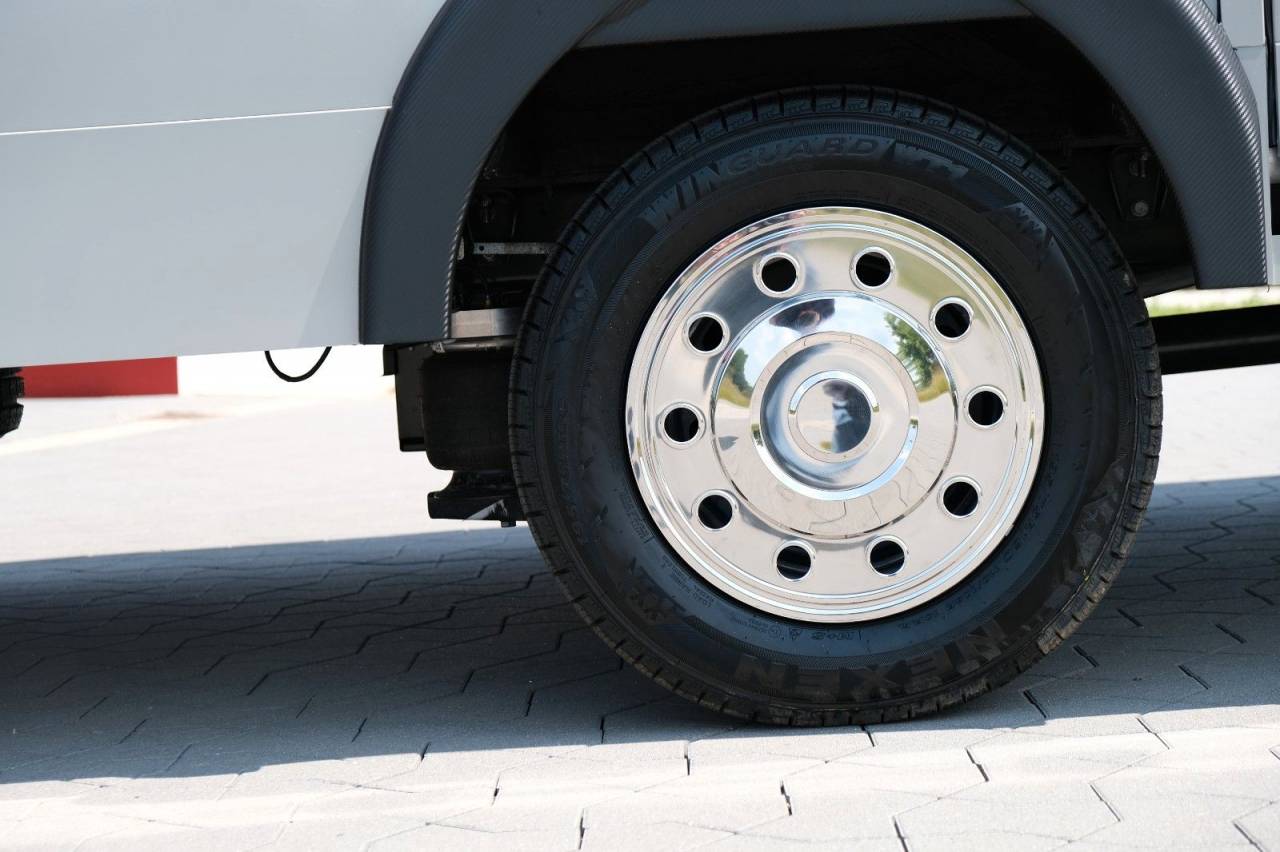 Cami&oacute;n para caballos Iveco IVECO DAILY 50.210 MSG STABLEHOPPER XXL 2026 Nuevo