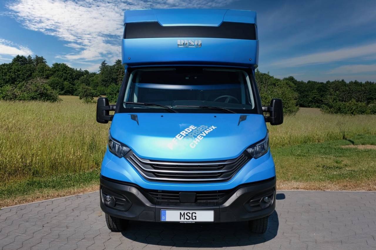 Cami&oacute;n para caballos Iveco IVECO DAILY 50.210 MSG STABLEHOPPER XXL 2026 Nuevo