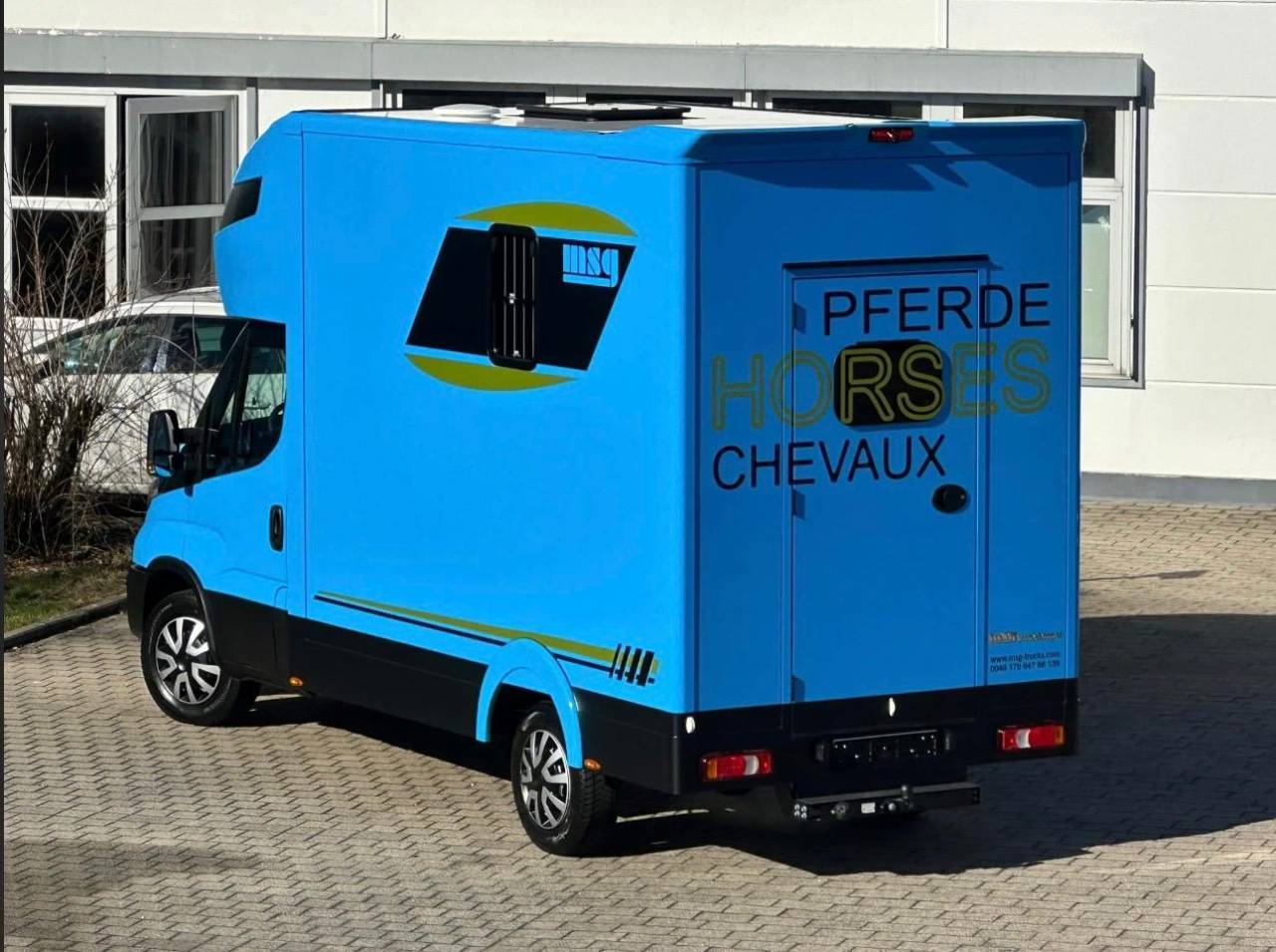 Furgoneta para caballos Iveco IVECO DAILY 35-210 HI-MATIC MSG STALLION LIGHT 2026 Nuevo