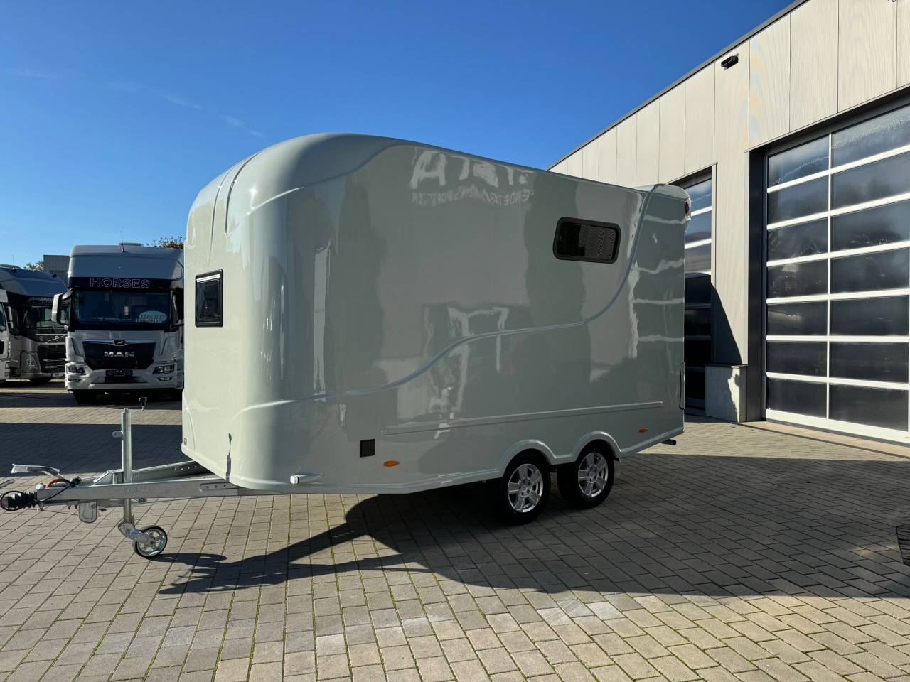 Remolque Caballos Anka REMORQUE ANKA 1-3 CHEVAUX & GRAND HOME CAR 2026 Nuevo